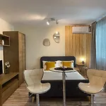 Apartament Urseni *