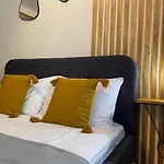 Urseni Apartament *