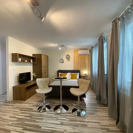 Urseni Apartament *